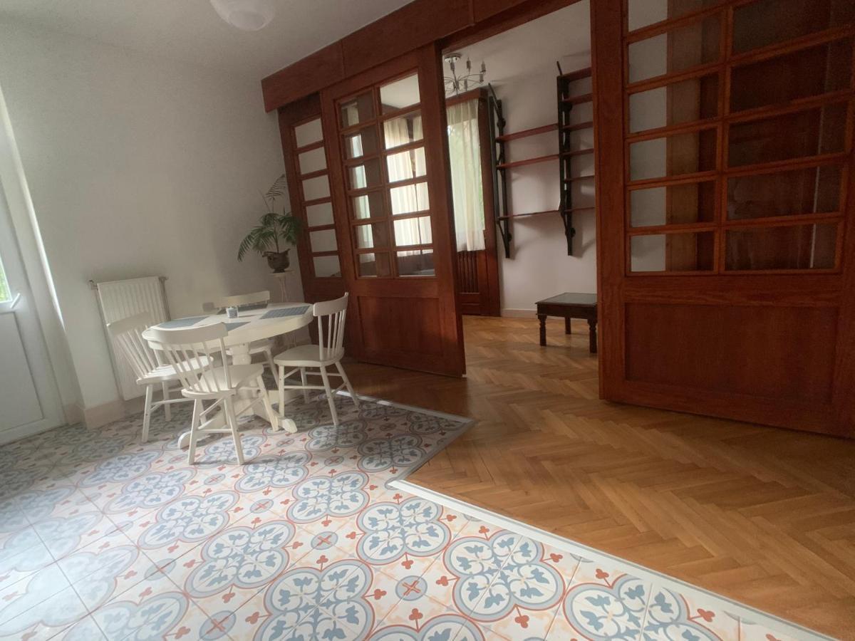 Cosy Apartman In Green Buda Budapest Esterno foto